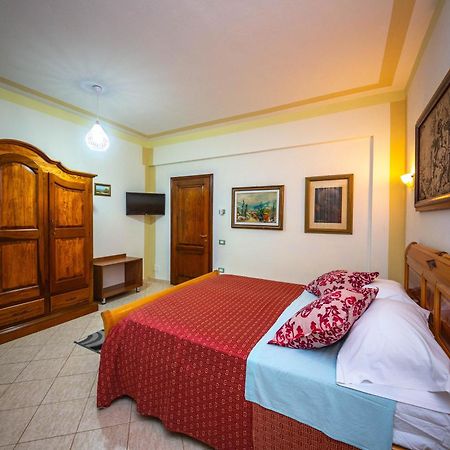 Hotel "San Saena " Radhimë Εξωτερικό φωτογραφία