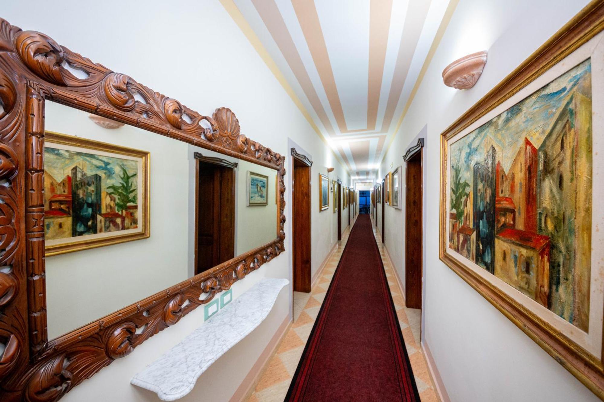 Hotel "San Saena " Radhimë Εξωτερικό φωτογραφία